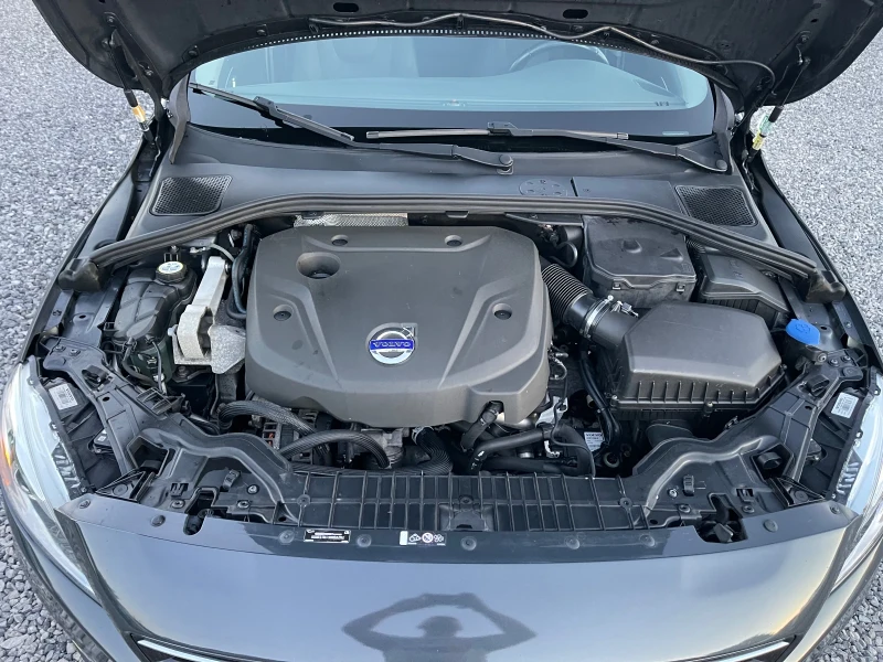 Volvo V60 D4, 2.0, 181Hp, Автоматик, Навигация, Кожа, Памет, снимка 14 - Автомобили и джипове - 51548844