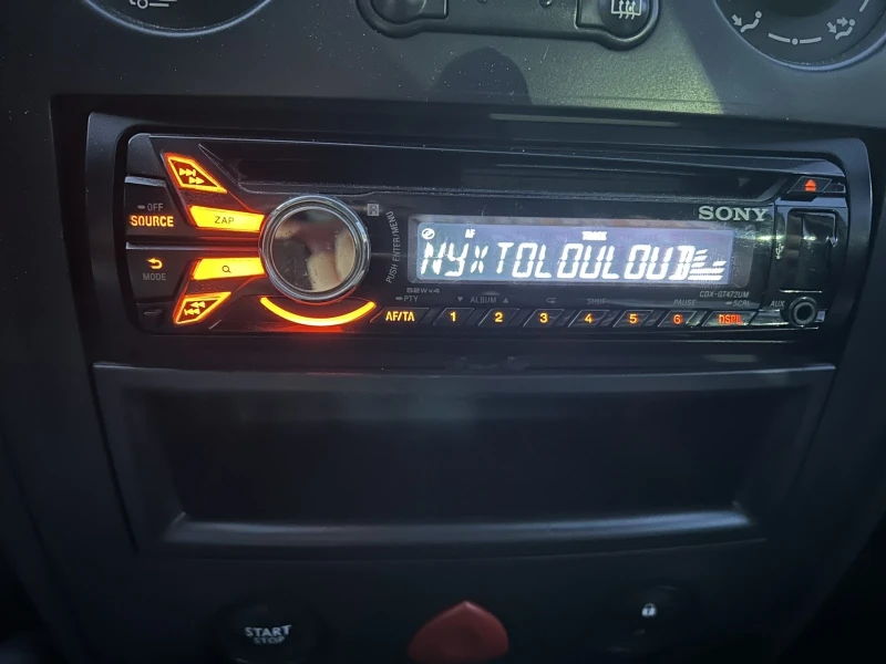 Renault Megane, снимка 16 - Автомобили и джипове - 52527418