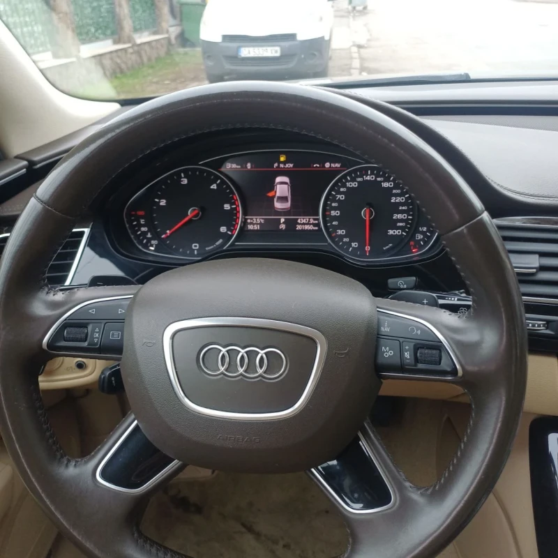 Audi A8, снимка 13 - Автомобили и джипове - 52797508