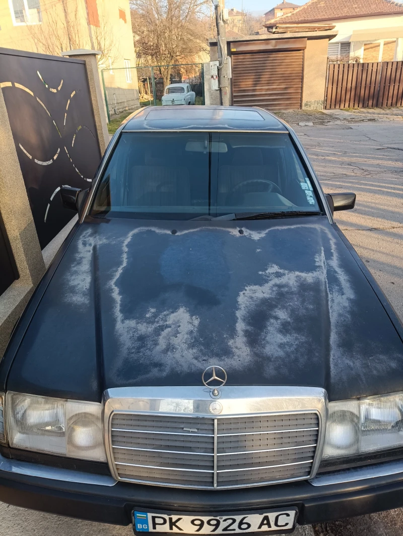 Mercedes-Benz 124 200E, снимка 12 - Автомобили и джипове - 52841573
