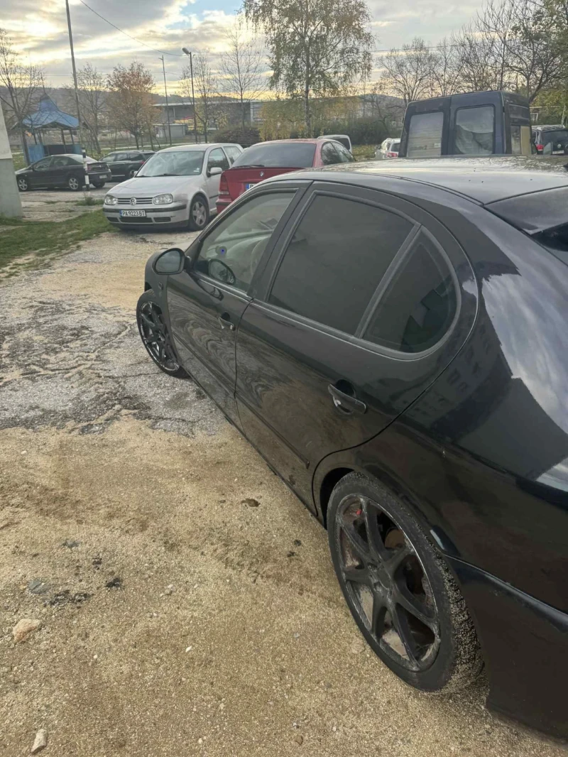Seat Leon 1.9ARL, снимка 8 - Автомобили и джипове - 53015897