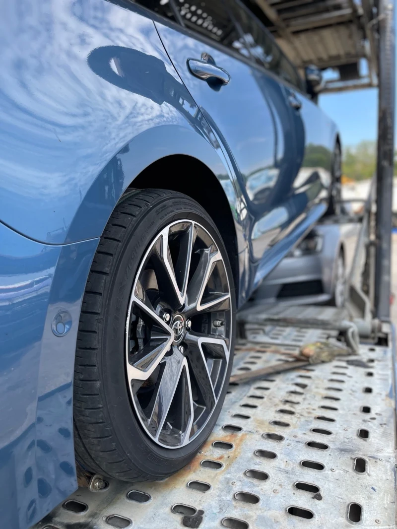 Toyota Corolla TS 2.0 Hybrid Luxury + , снимка 17 - Автомобили и джипове - 53252821