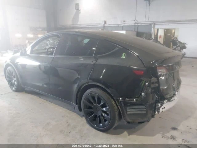 Tesla Model Y LONG RANGE DUAL MOTOR ALL-WHEEL DRIVE, снимка 4 - Автомобили и джипове - 48106309