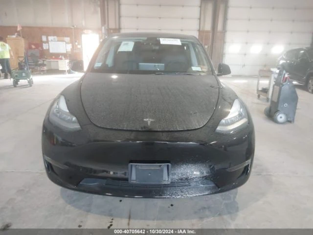 Tesla Model Y LONG RANGE DUAL MOTOR ALL-WHEEL DRIVE, снимка 2 - Автомобили и джипове - 48106309