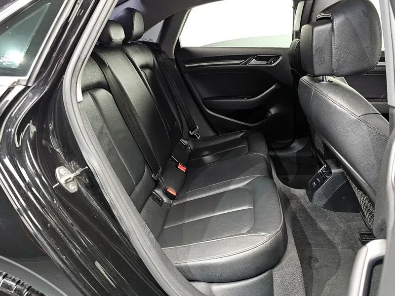 Audi A3 2.0 TFSI, снимка 12 - Автомобили и джипове - 54971507