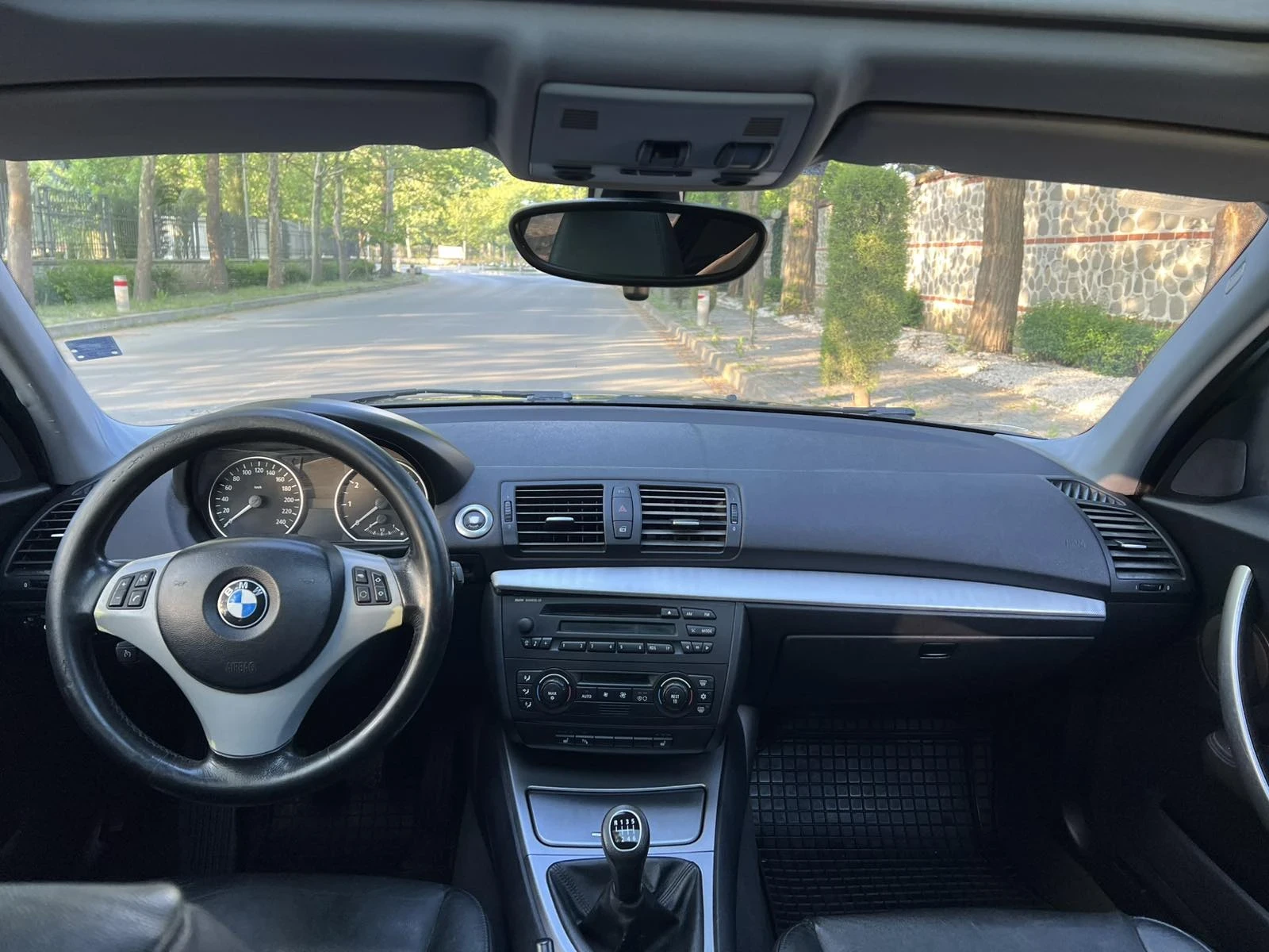 BMW 120 2.0 бензин  газ - изображение 9