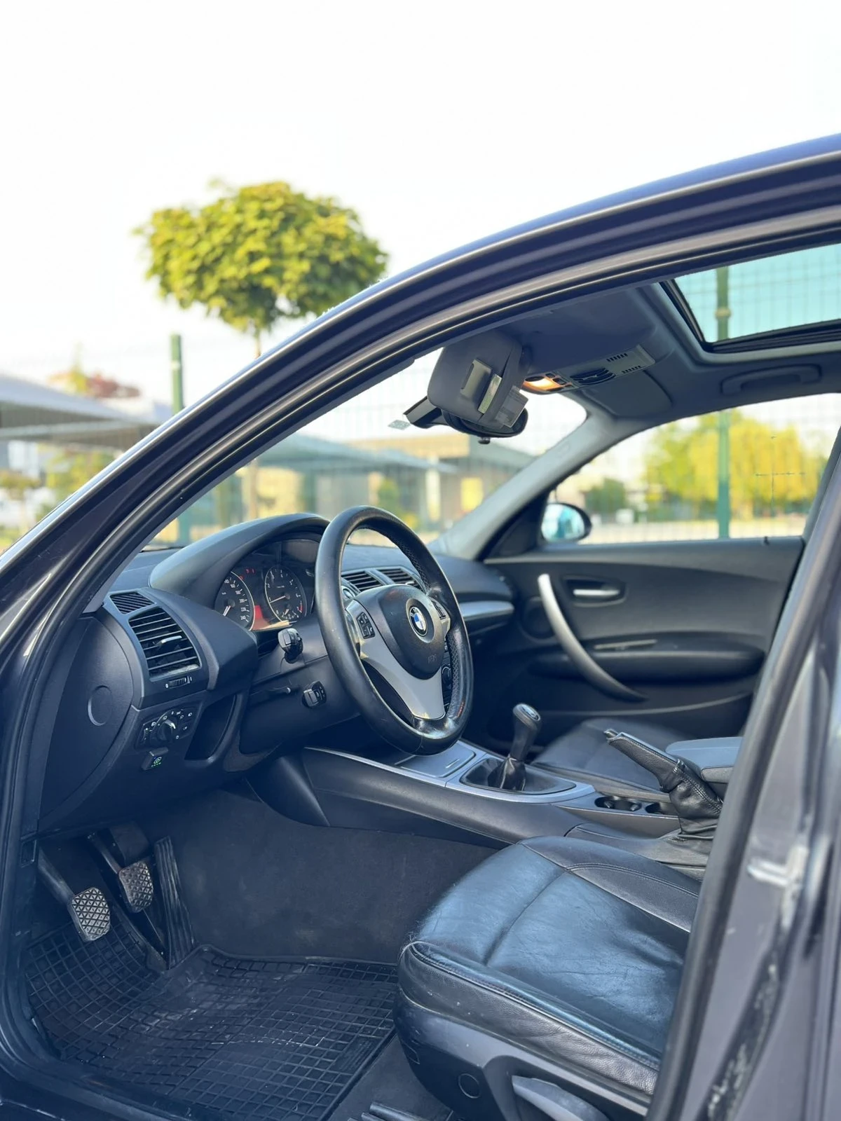 BMW 120 2.0 бензин  газ - изображение 6