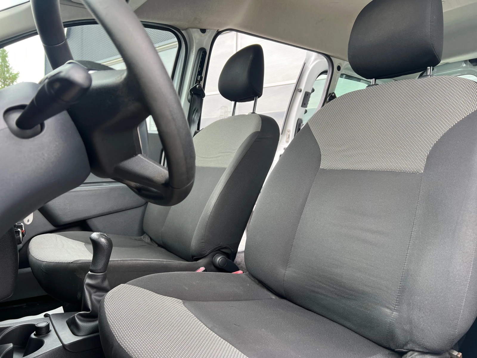 Dacia Dokker 1.5 dCi , 75 к.с. /N1 (4+ 1) места - изображение 10