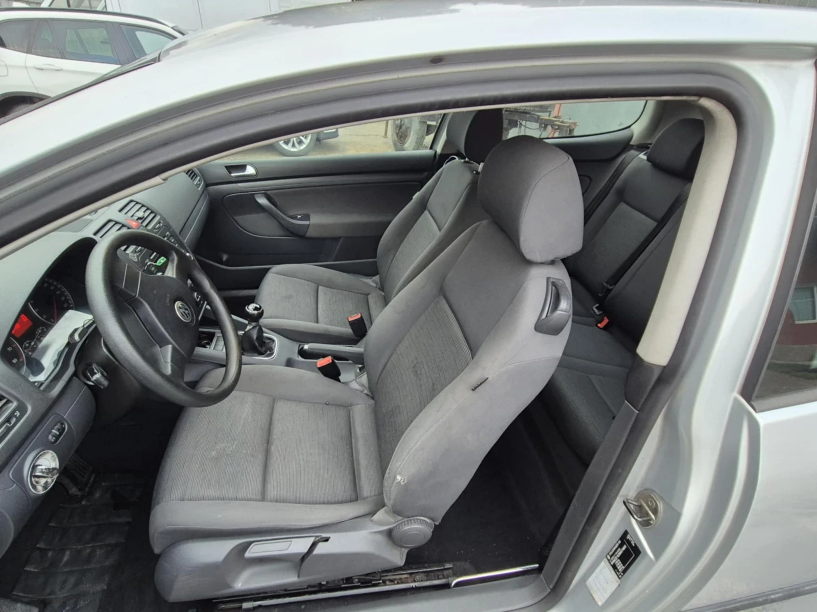 VW Golf  - изображение 9