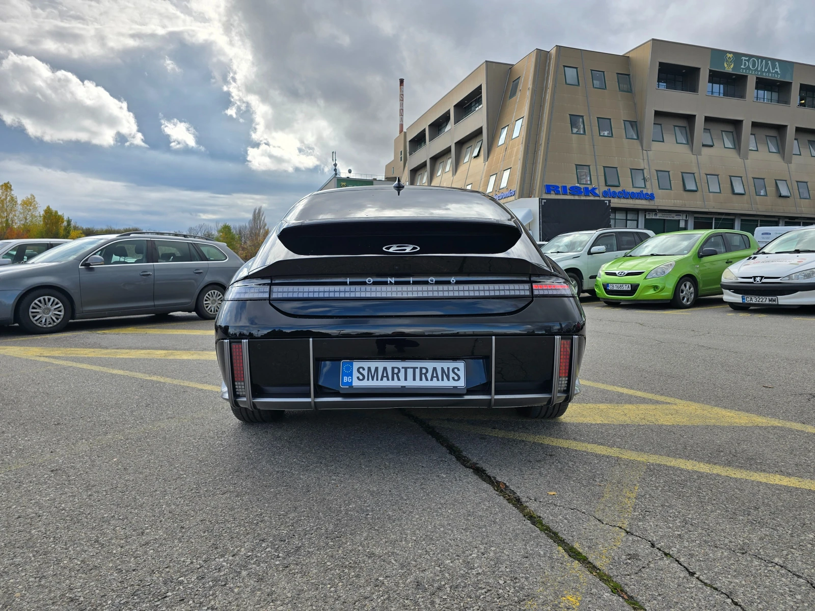 Hyundai Ioniq 6 НОВ-4х4-Bose-325к.с. - изображение 5