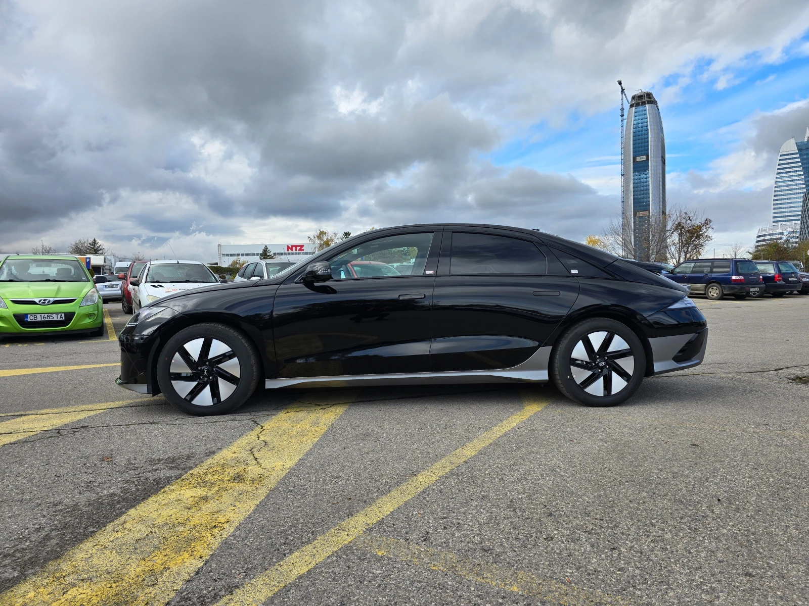 Hyundai Ioniq 6 НОВ-4х4-Bose-325к.с. - изображение 3