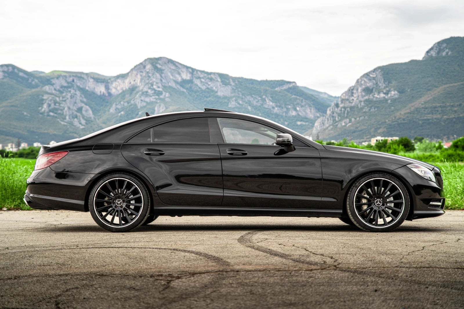 Mercedes-Benz CLS 550 4.6 twin turbo  - изображение 4