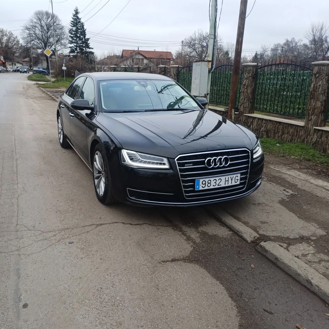 Audi A8  - изображение 2