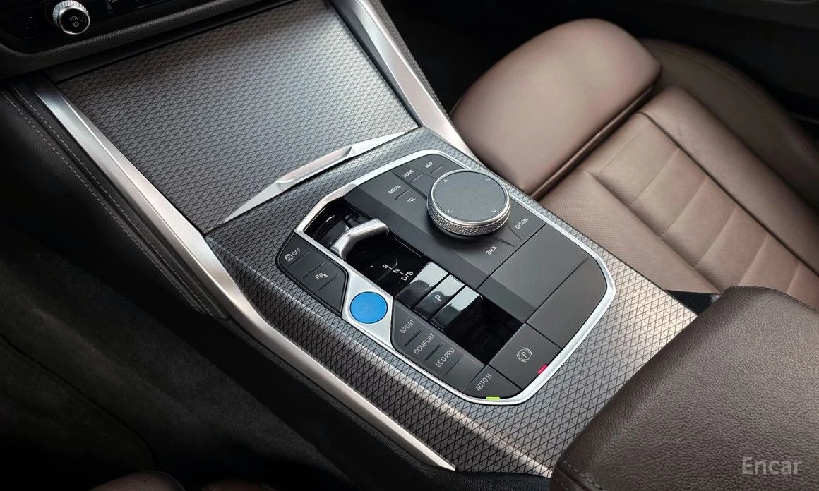 BMW i4 * eDrive40* M-SPORT PRO* , снимка 9 - Автомобили и джипове - 53963124