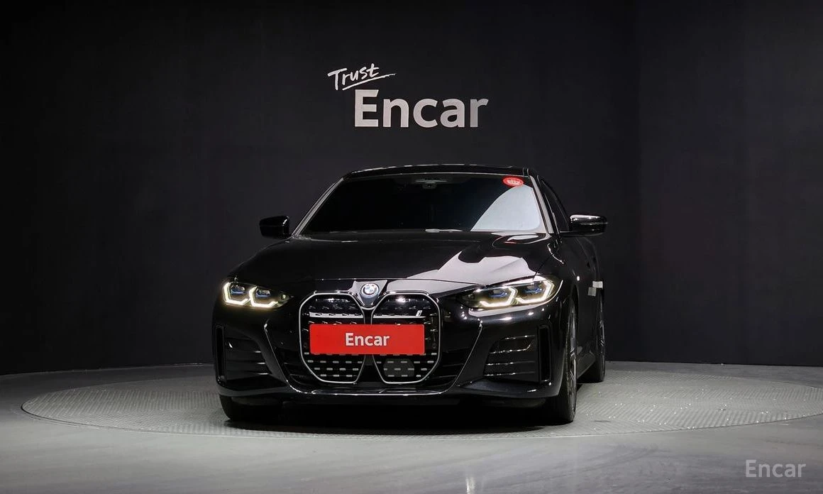 BMW i4 * eDrive40* M-SPORT PRO* , снимка 3 - Автомобили и джипове - 53963124