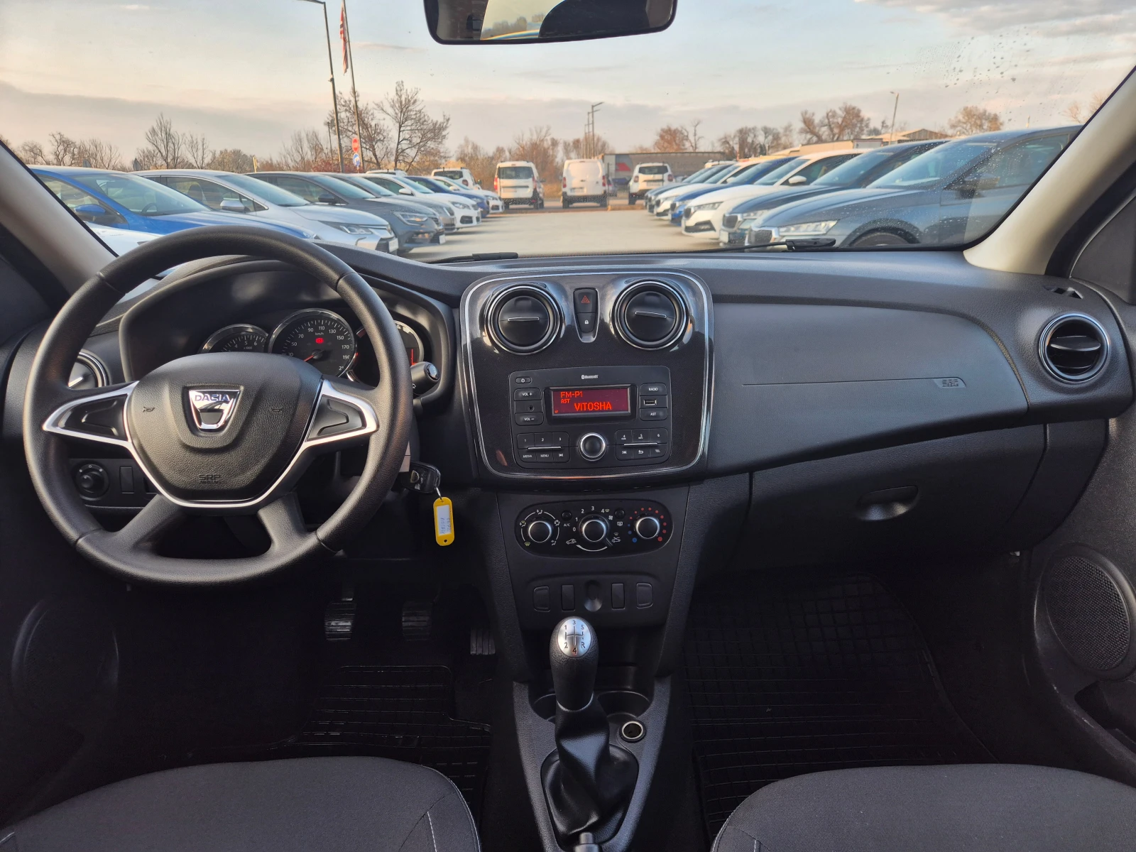 Dacia Logan  1.5 DCI, снимка 15 - Автомобили и джипове - 53977187