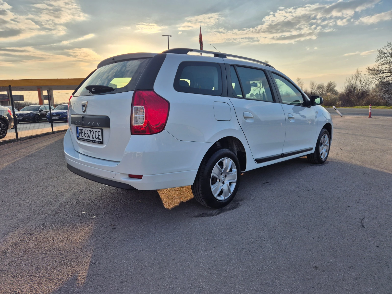 Dacia Logan  1.5 DCI, снимка 5 - Автомобили и джипове - 53977187