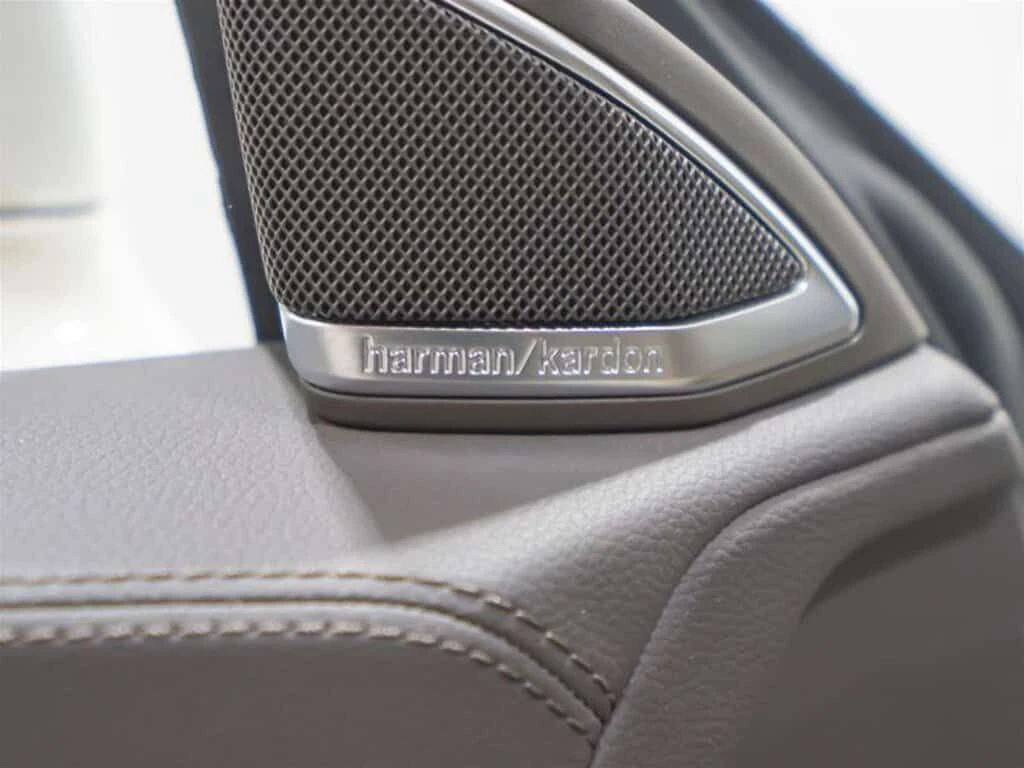 Mercedes-Benz CLS 500 550 4MATIC/Harman Kardon/Heated & Cooled seats, снимка 7 - Автомобили и джипове - 54032596