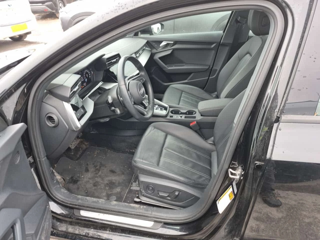 Audi A3 2 KЛЮЧА| 2 ЧИФТА ГУМИ| CARFAX , снимка 7 - Автомобили и джипове - 54113384