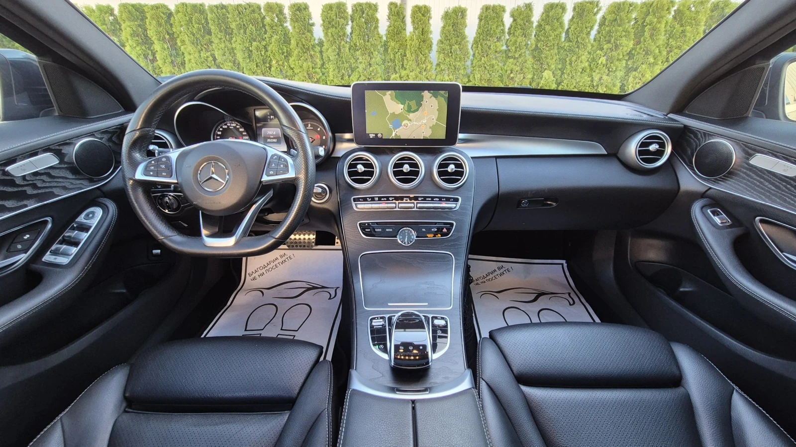 Mercedes-Benz C 220 AMG Line Pano Head-Up, снимка 13 - Автомобили и джипове - 54347256