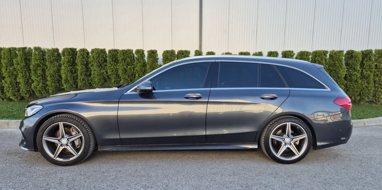 Mercedes-Benz C 220 AMG Line Pano Head-Up, снимка 8 - Автомобили и джипове - 54347256