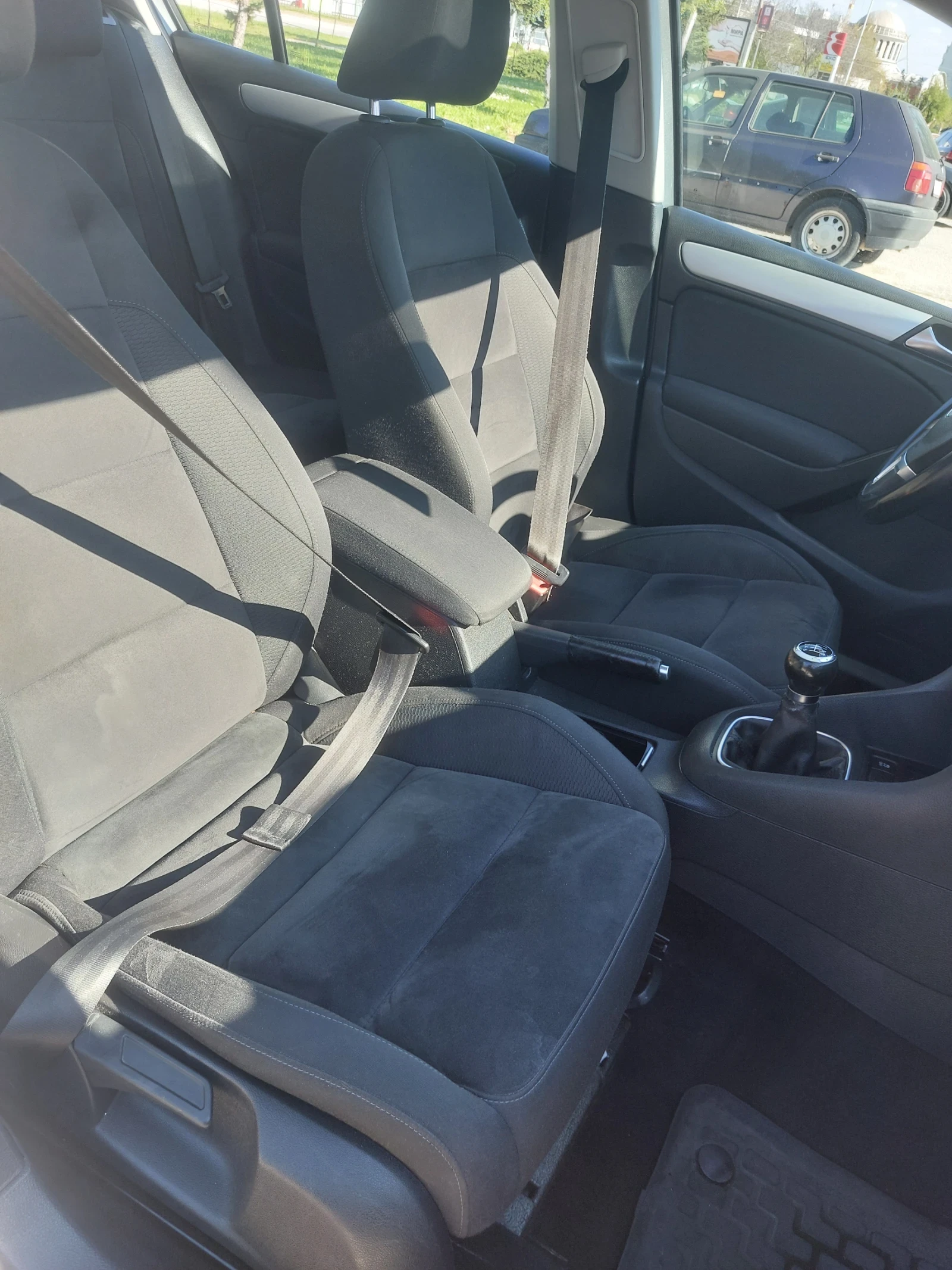 VW Golf, снимка 9 - Автомобили и джипове - 54387375