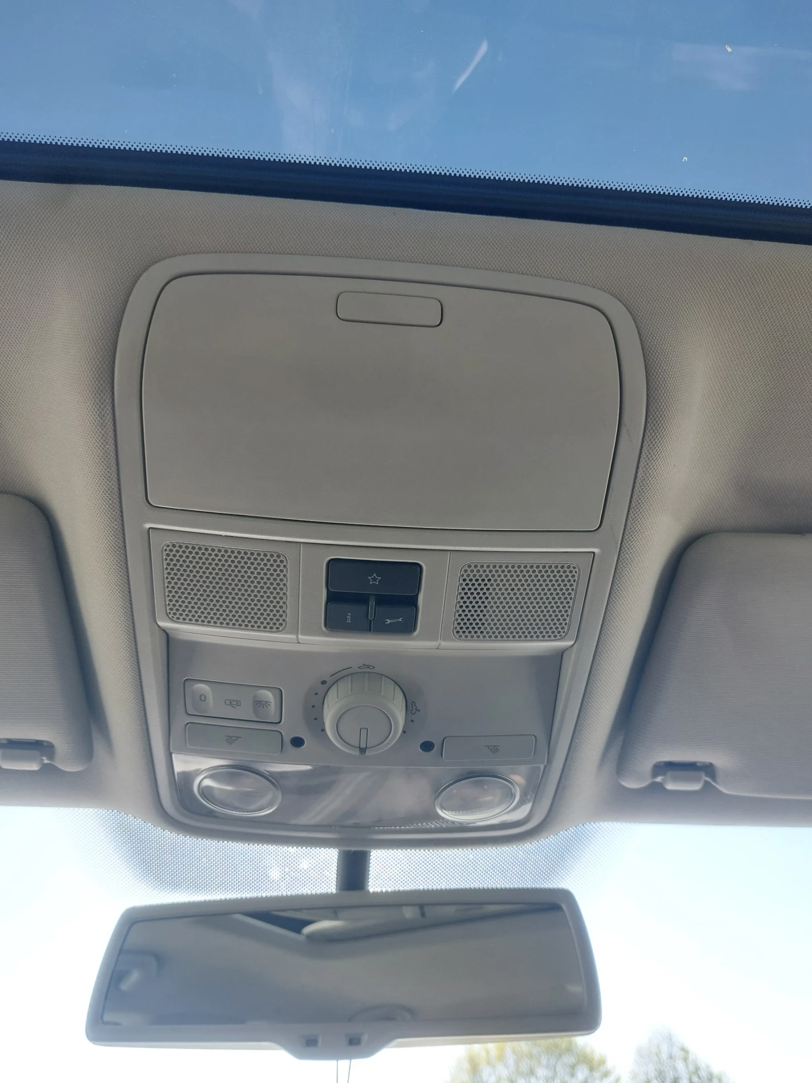 VW Golf, снимка 5 - Автомобили и джипове - 54387375