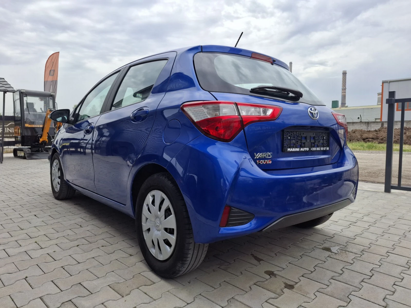 Toyota Yaris 1.5-VVT-i * * Euro6* * , снимка 5 - Автомобили и джипове - 54465995
