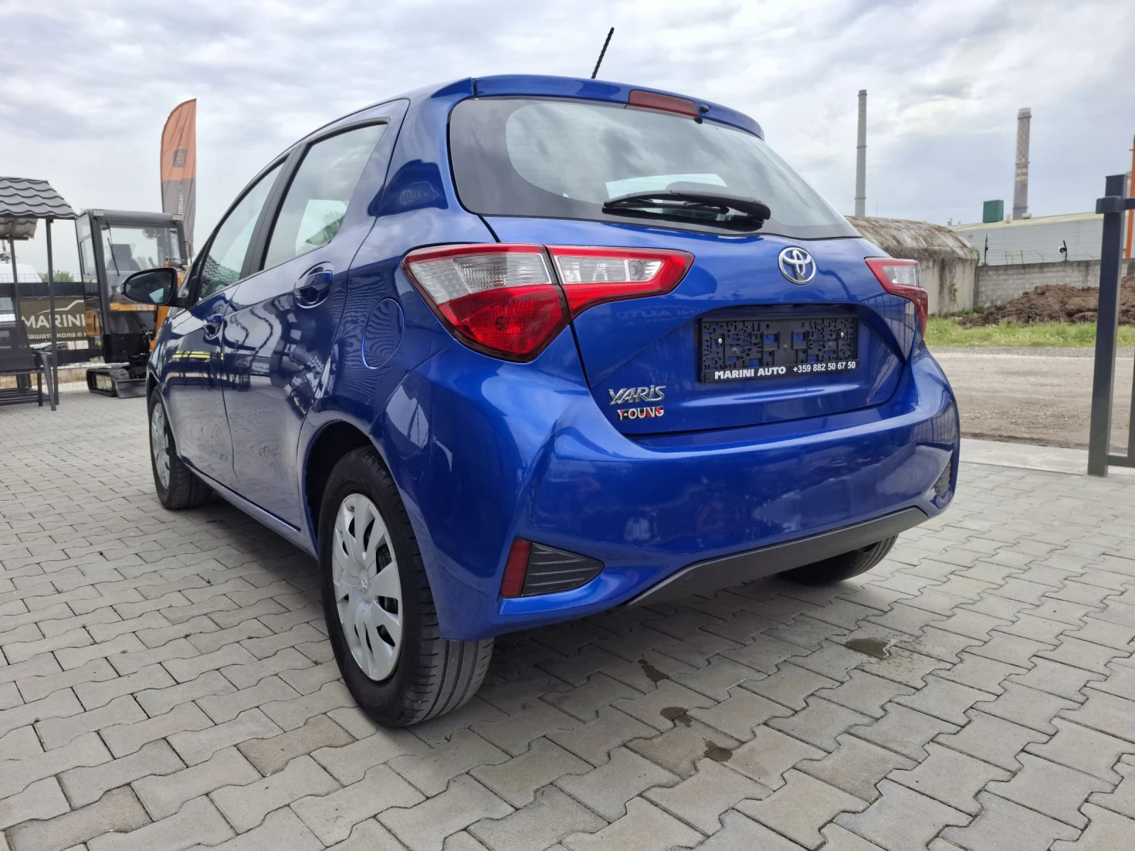 Toyota Yaris 1.5-VVT-i * * Euro6* * , снимка 6 - Автомобили и джипове - 54465995