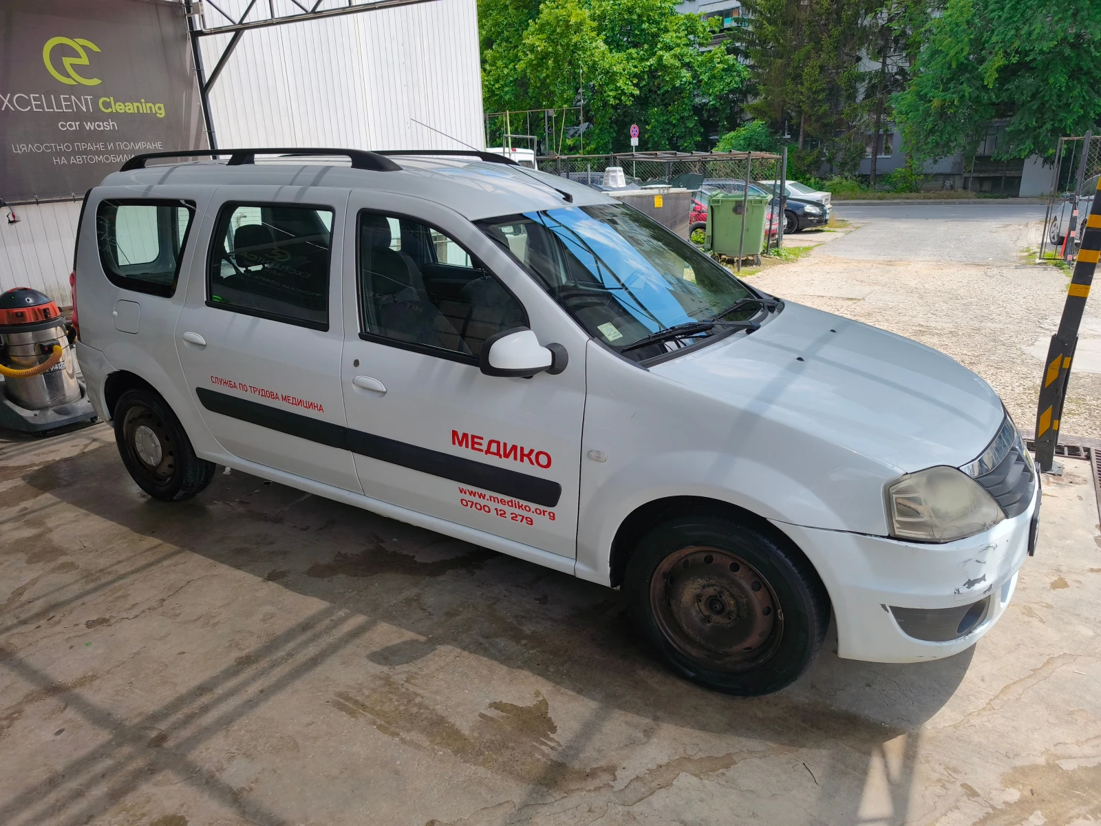 Dacia Logan 1.5dci, снимка 2 - Автомобили и джипове - 54938226