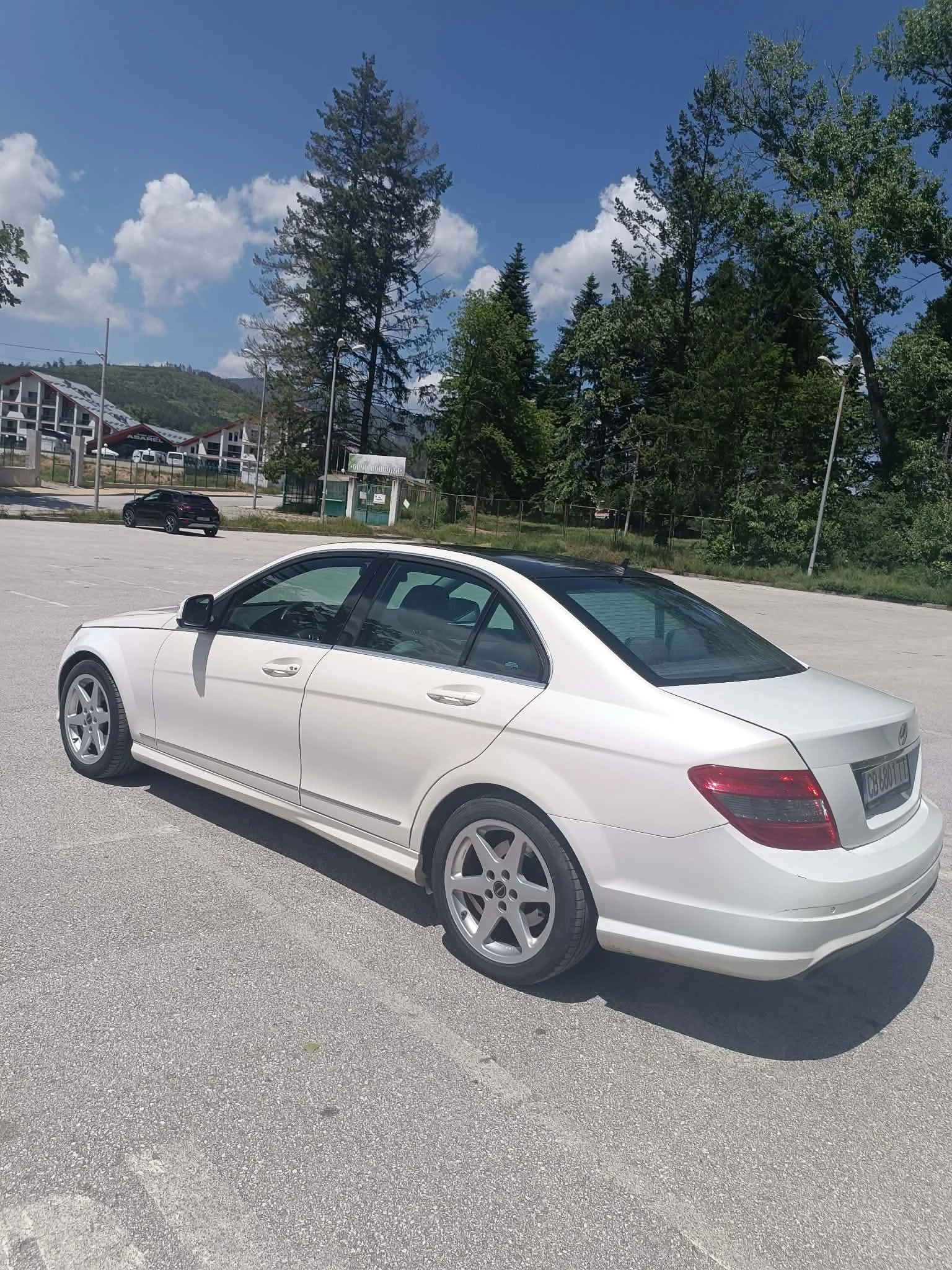 Mercedes-Benz C 220, снимка 4 - Автомобили и джипове - 54974318