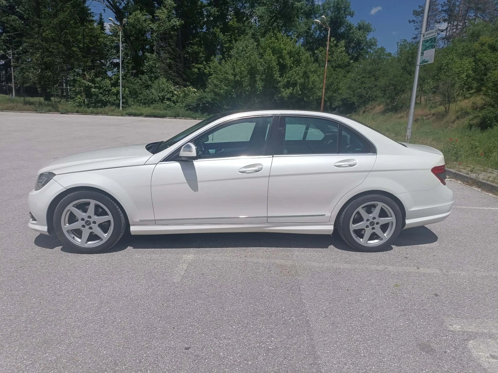 Mercedes-Benz C 220, снимка 7 - Автомобили и джипове - 54974318