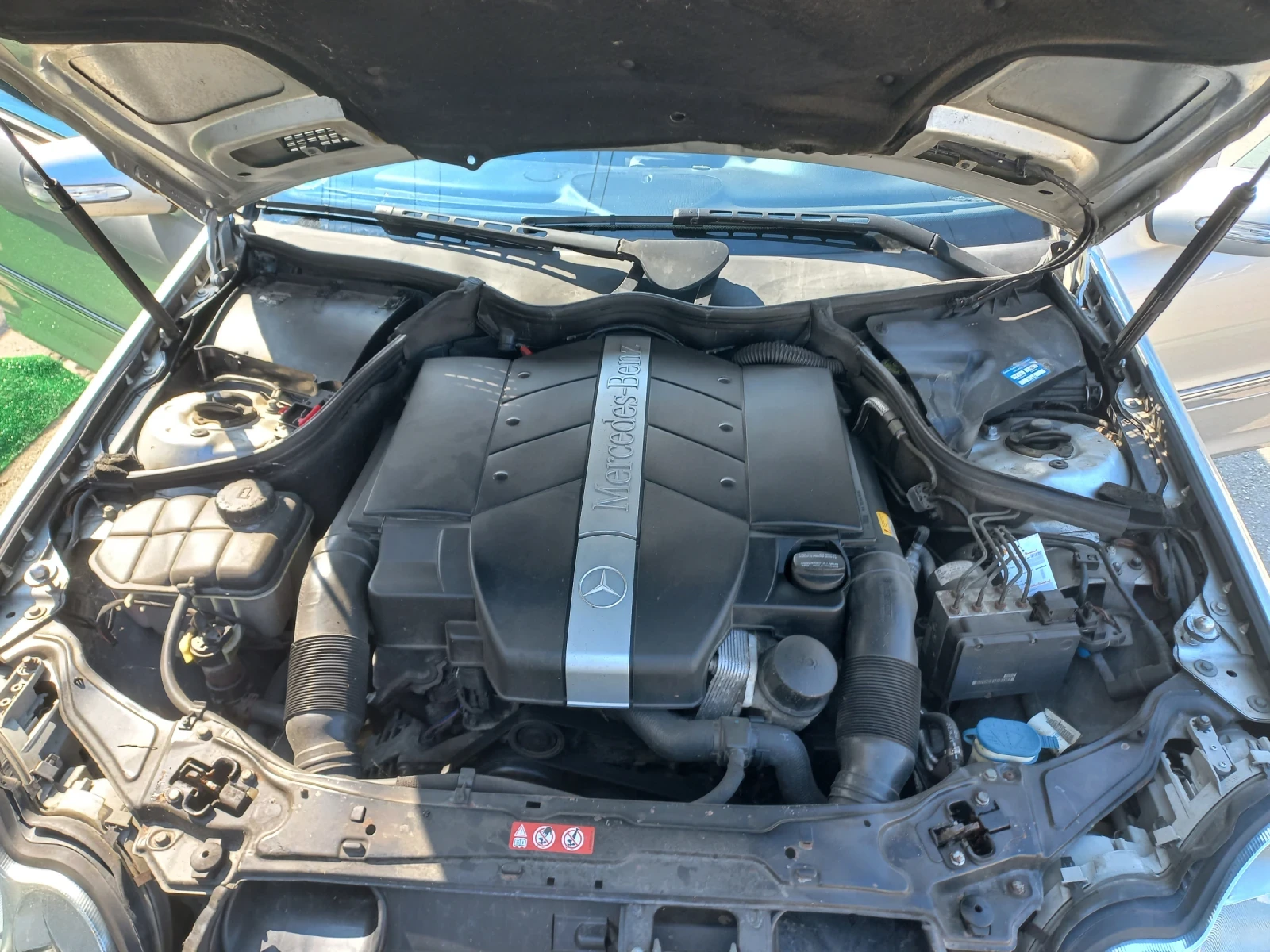 Mercedes-Benz C 320, снимка 10 - Автомобили и джипове - 55419574