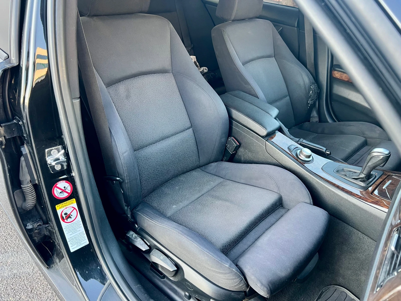 BMW 320 D  НАВИ/АВТОМАТИК/ПОДГРЕВ, снимка 12 - Автомобили и джипове - 55511807