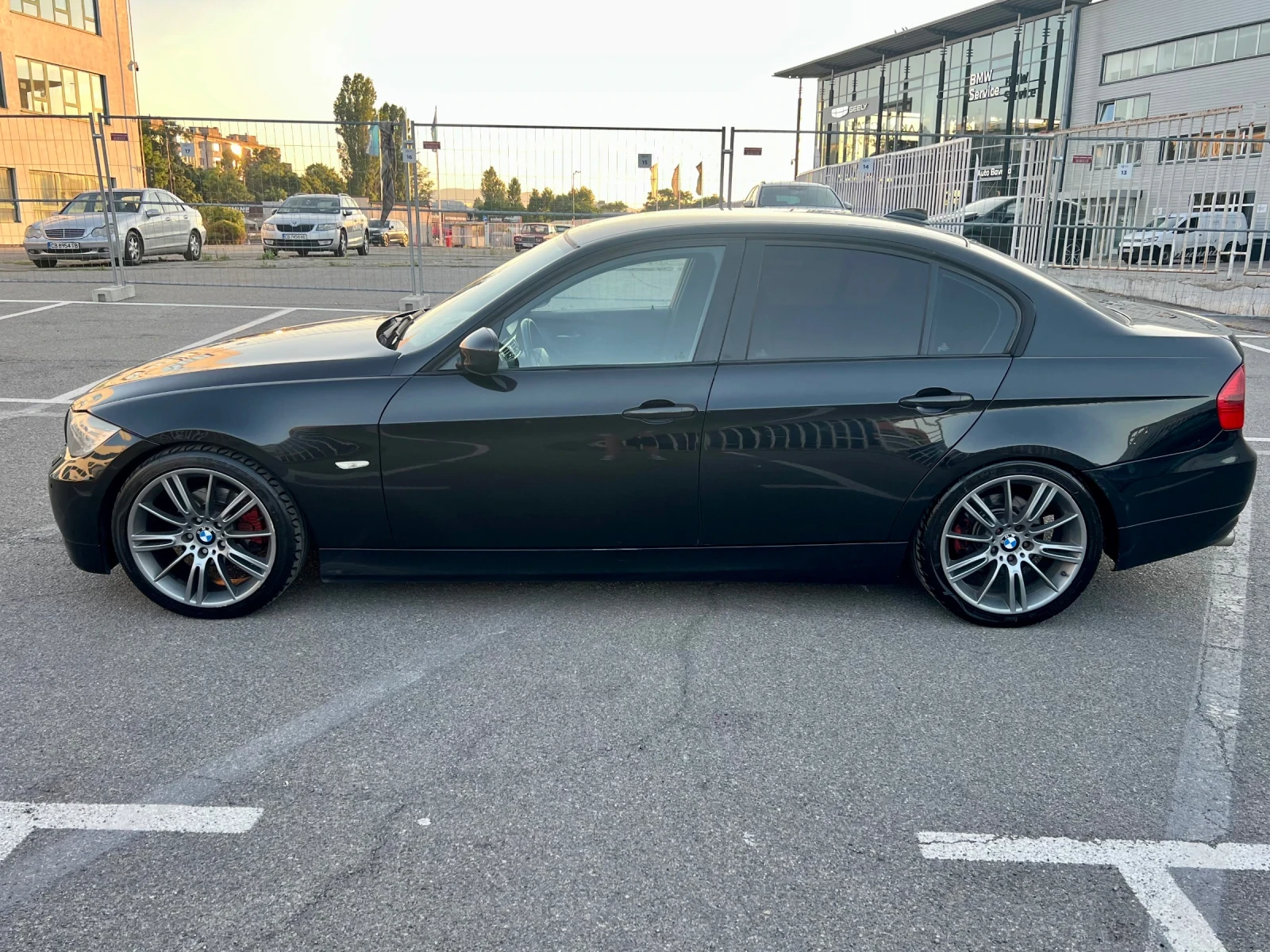 BMW 320 D  НАВИ/АВТОМАТИК/ПОДГРЕВ, снимка 7 - Автомобили и джипове - 55511807