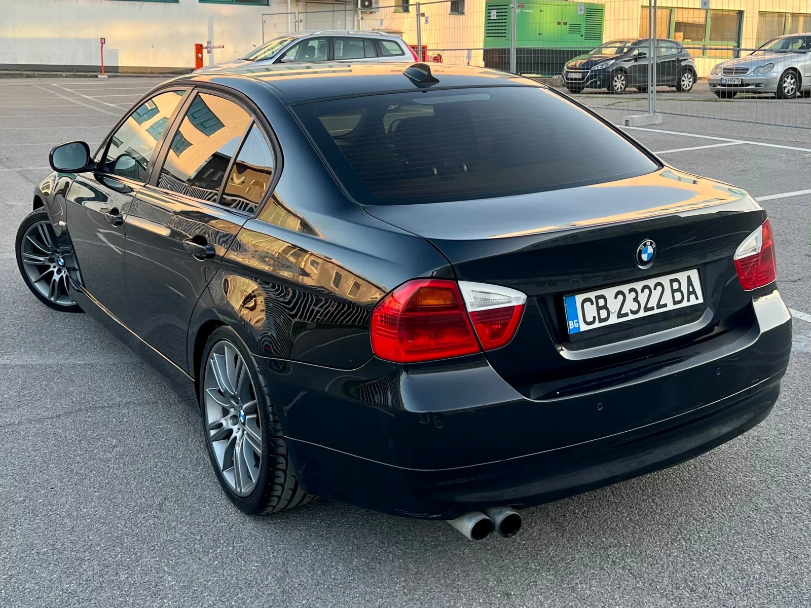 BMW 320 D  НАВИ/АВТОМАТИК/ПОДГРЕВ, снимка 4 - Автомобили и джипове - 55511807
