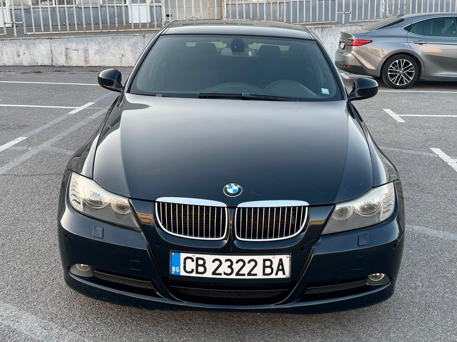 BMW 320 D  НАВИ/АВТОМАТИК/ПОДГРЕВ, снимка 2 - Автомобили и джипове - 55511807