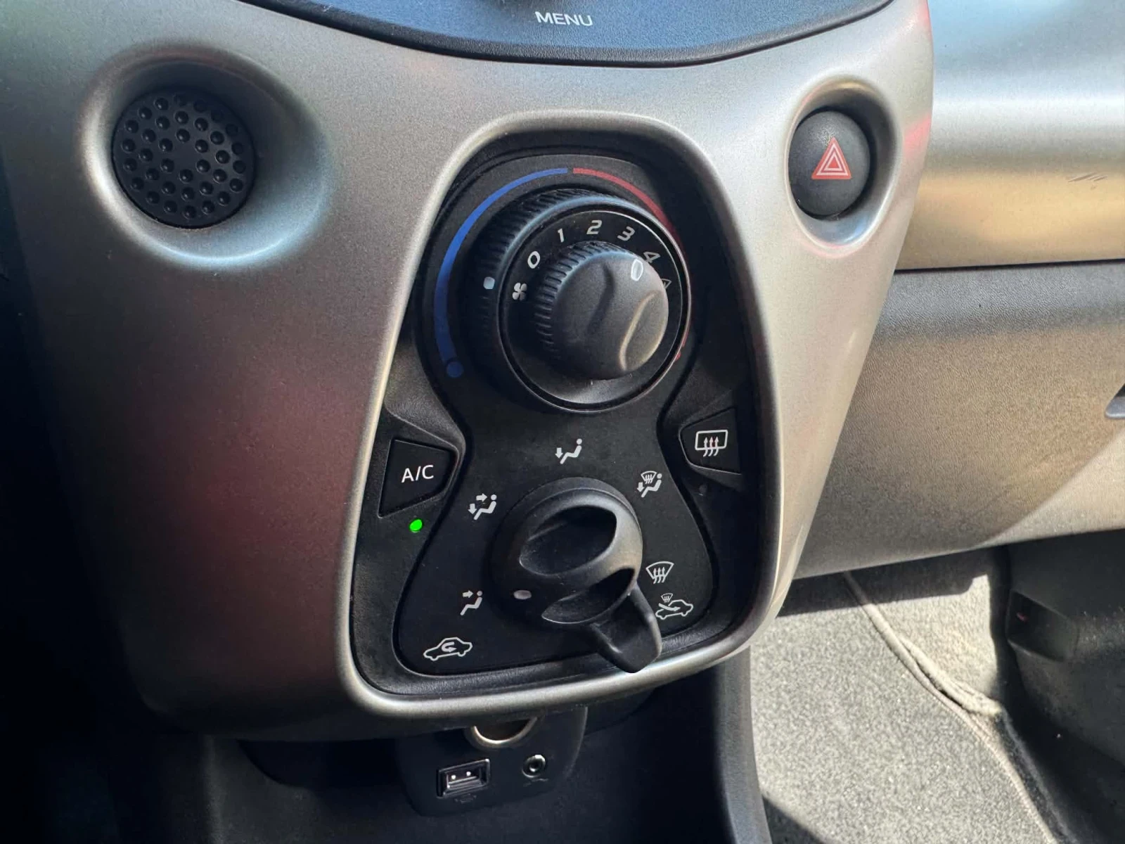 Citroen C1 1.2, снимка 8 - Автомобили и джипове - 55559931