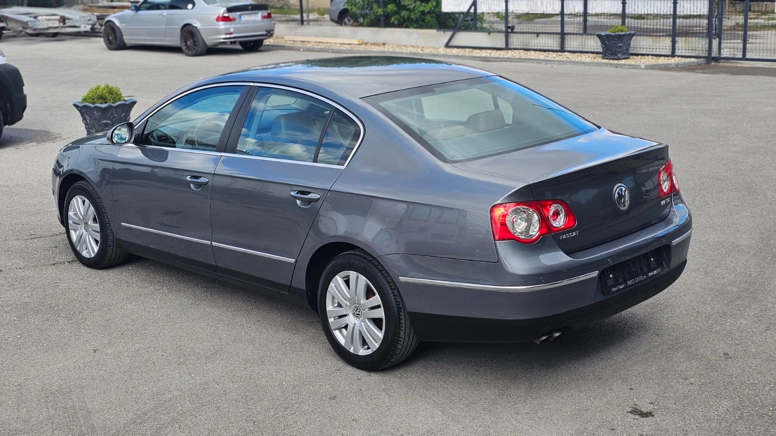 VW Passat 2.0TDi 6SP IT-8 КЛАПАНА-ИСТОРИЯ-ТОП СЪСТ.-ЛИЗИНГ, снимка 4 - Автомобили и джипове - 56072959
