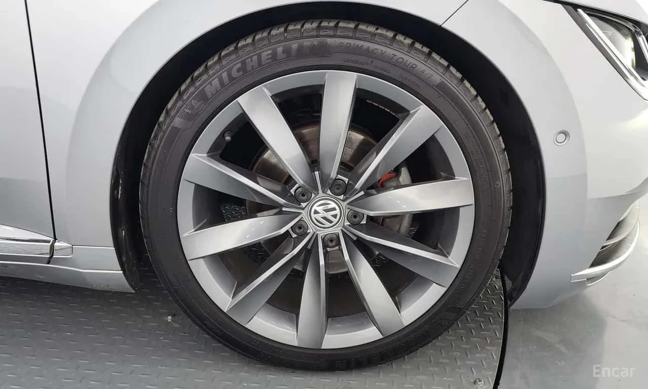 VW Arteon * 2.0 TDI Presige 4Motion * , снимка 5 - Автомобили и джипове - 56280415