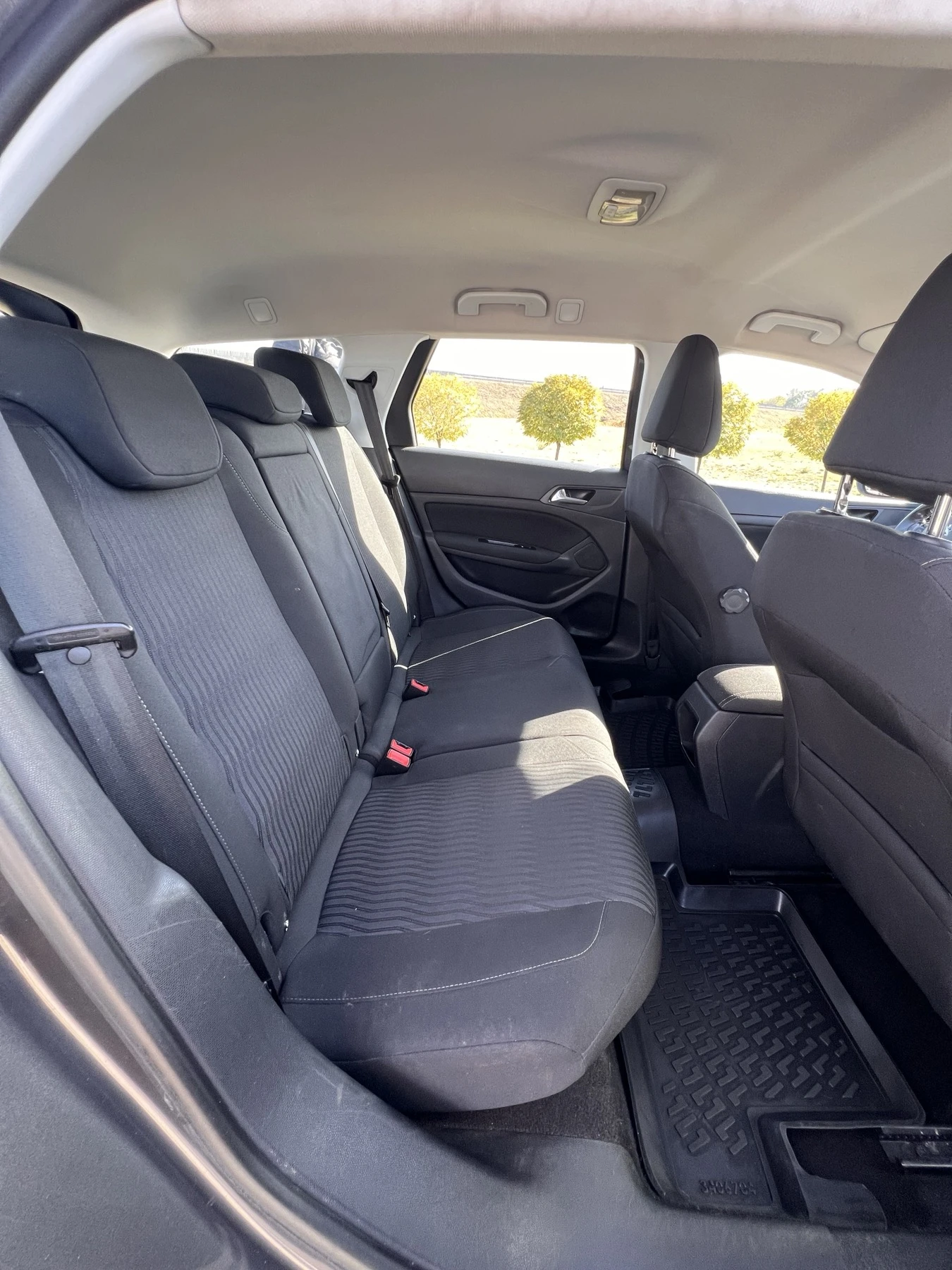 Peugeot 308, снимка 6 - Автомобили и джипове - 56639930