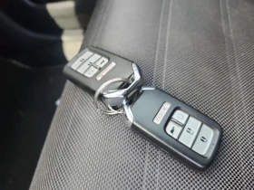Honda Cr-v SPORT/CARFAX/Кожа/Подгрев/Шибедах/Дистроник/2 Ключ, снимка 8