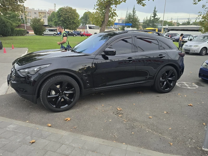 Infiniti Fx 50, снимка 6 - Автомобили и джипове - 47133353