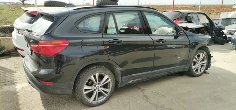 BMW X1 2.0, снимка 3 - Автомобили и джипове - 49479108