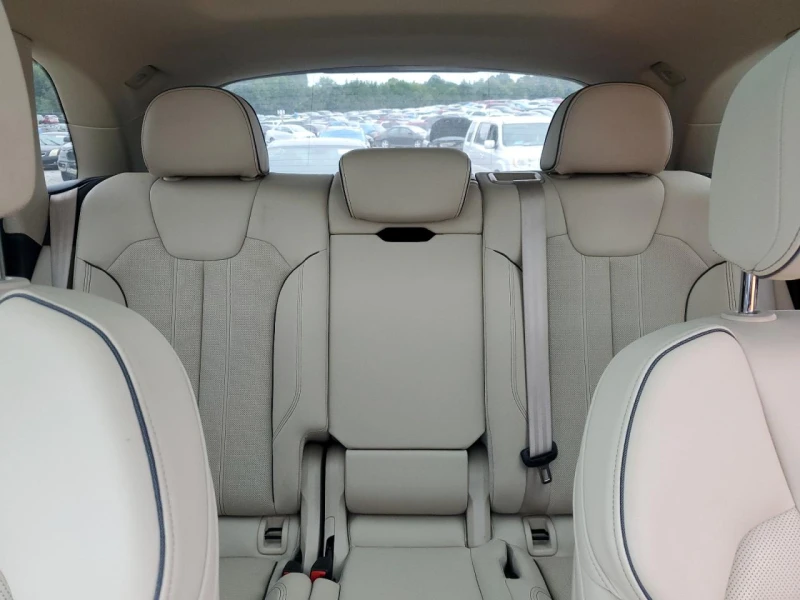 Audi Q5 LED Matrix / Панорама / Подгрев / Ambient осветл. , снимка 10 - Автомобили и джипове - 52095936