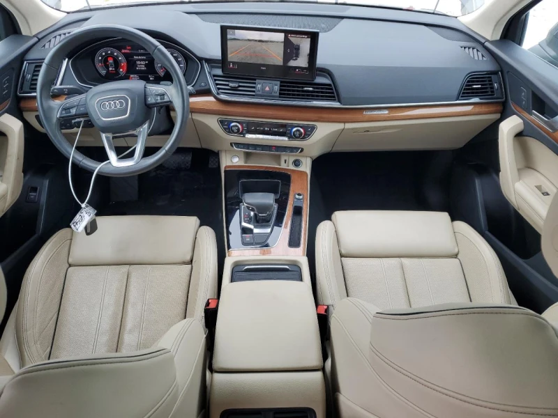 Audi Q5 LED Matrix / Панорама / Подгрев / Ambient осветл. , снимка 8 - Автомобили и джипове - 52095936