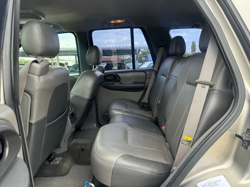 Chevrolet Trailblazer 4.2i АВТОМАТ 4х4, снимка 9 - Автомобили и джипове - 52473987
