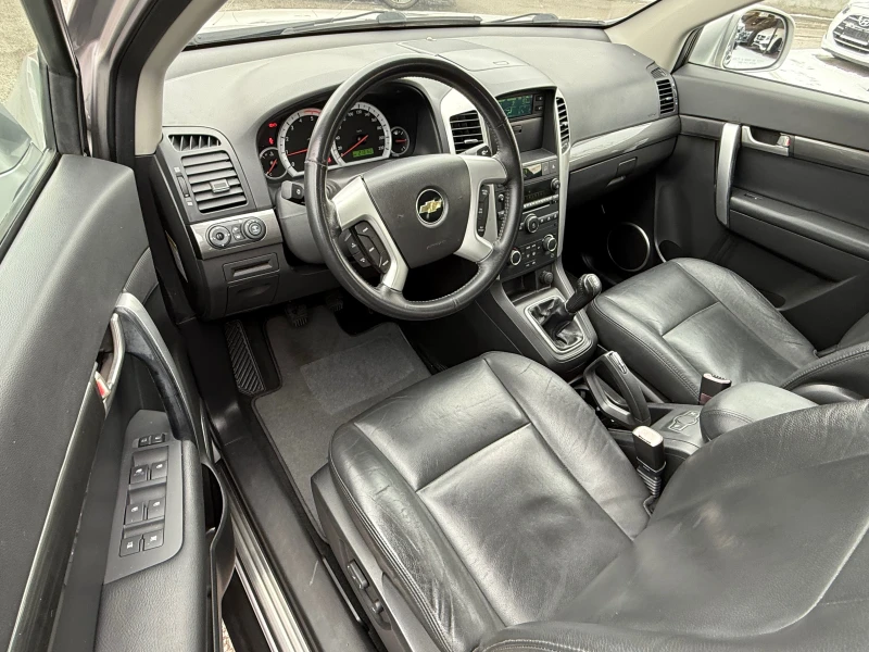 Chevrolet Captiva 7-MECTA 2.0TDI 4x4 150к.с. 100% РЕАЛНИ КИЛОМЕТРИ !, снимка 10 - Автомобили и джипове - 53189799