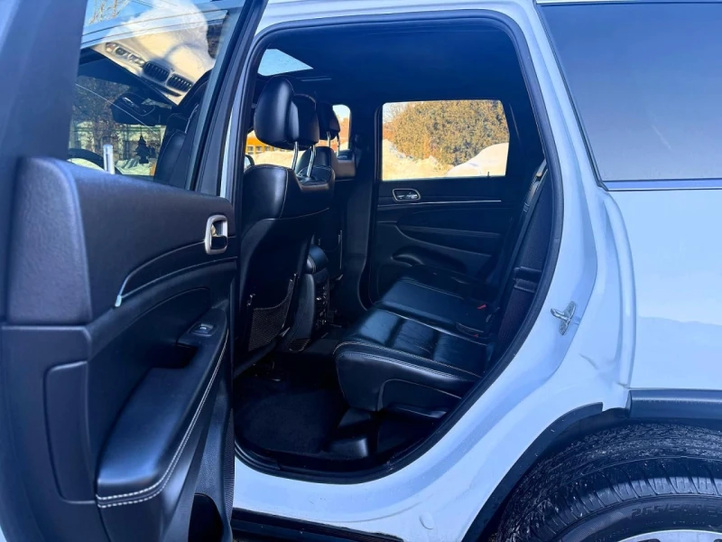 Jeep Grand cherokee, снимка 11 - Автомобили и джипове - 53417511