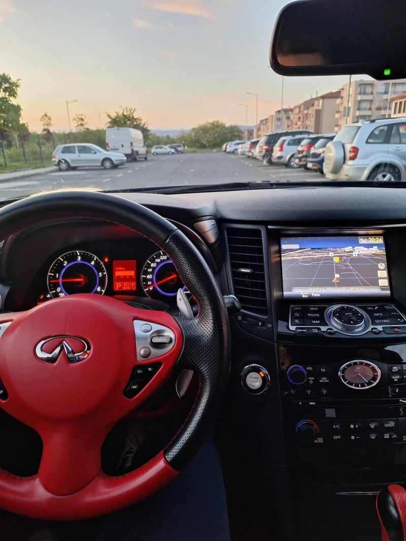 Infiniti Fx 30, снимка 13 - Автомобили и джипове - 50887607